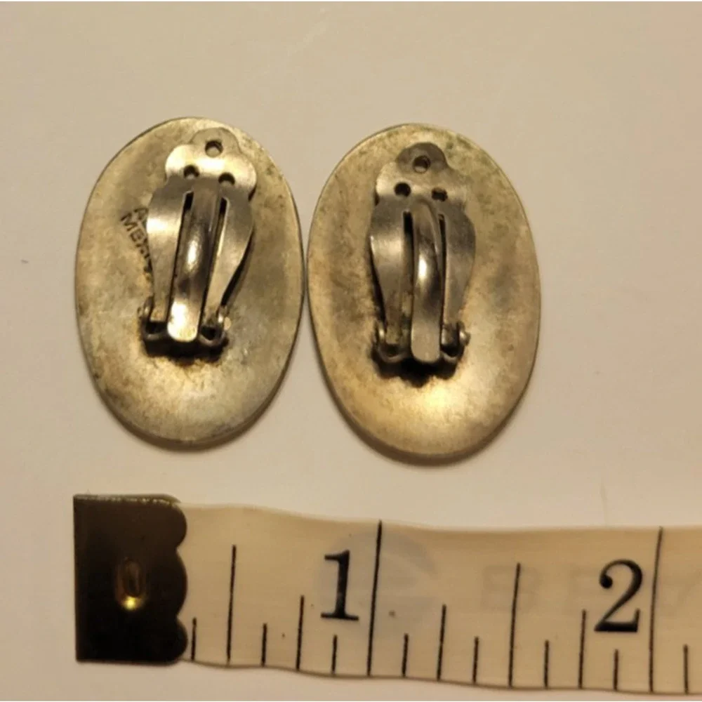 Vintage Mexican Alpaca Silver Tone‎ Floral Abalone Shell Inlay Clip-On Earrings